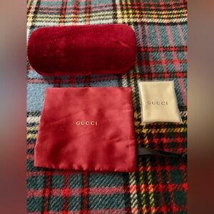Gucci Burgandy Velvet Sunglass Case with Cloth and Soft Drawstring Bag